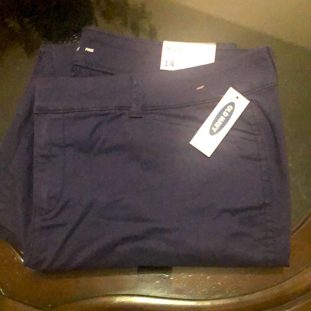Old Navy blue Pixie pants. Size 14